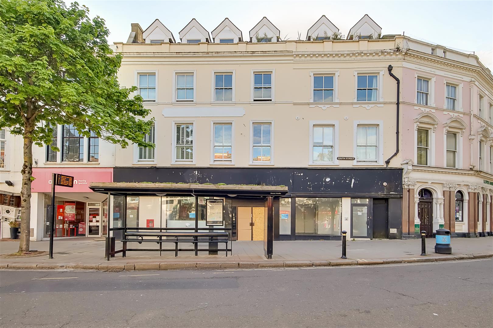 Apartment | South Street, Worthing | For Sale